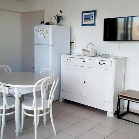 T2 Lumineux Bord De Mer Agde Exterior photo