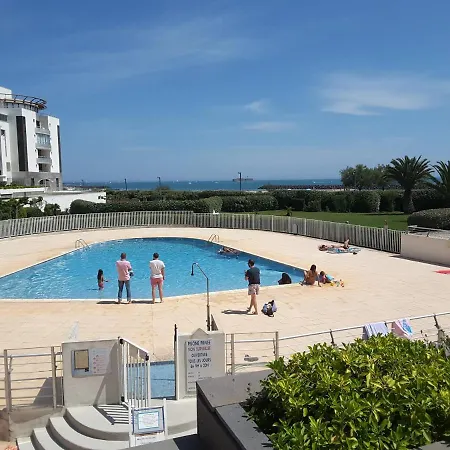 T2 Lumineux Bord De Mer Agde Exterior photo