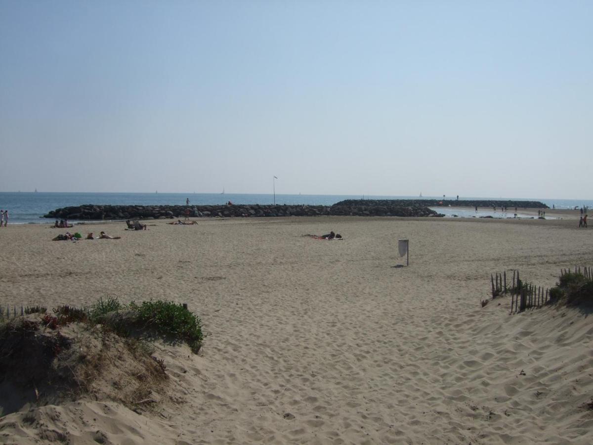T2 Lumineux Bord De Agde